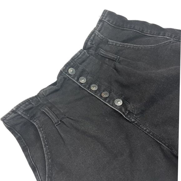 American Eagle • Denim Mom Shorts - Picture 3 of 7